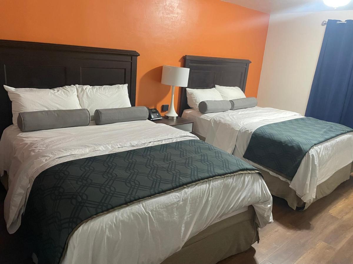 Hotel B&j And